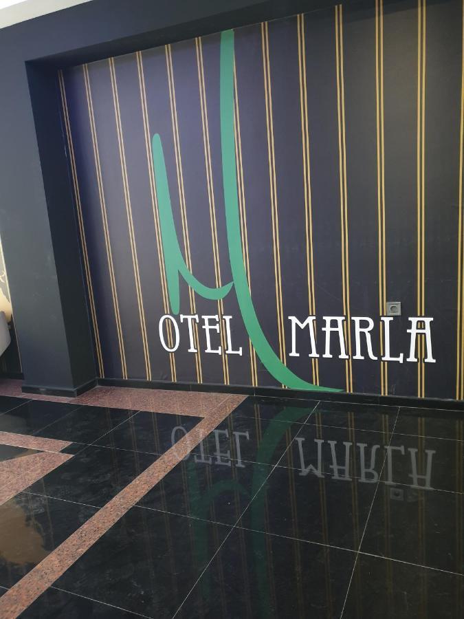 ホテル マルラ イズミル エクステリア 写真